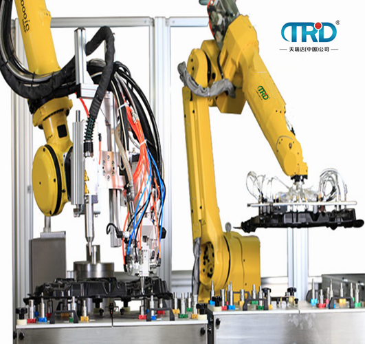 非標定制自動點膠機器人